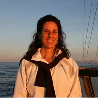 Sarah Mesnick